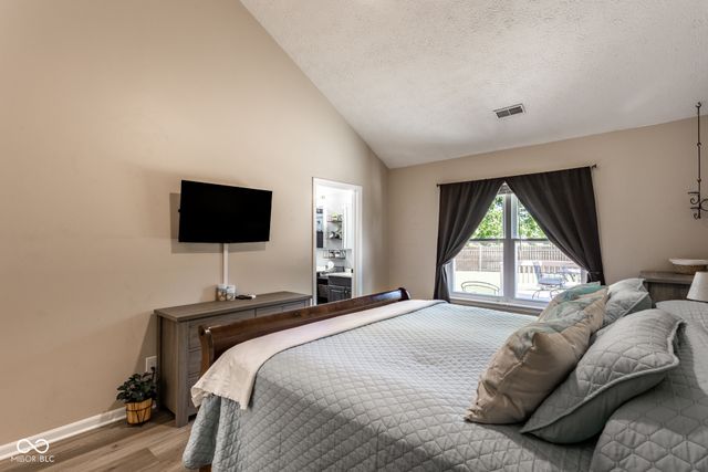 7880 Stonebranch North Drive, Indianapolis, IN 46256