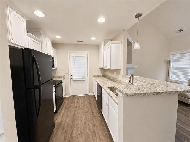 2184 Olmadison View, South Fulton, GA 30349