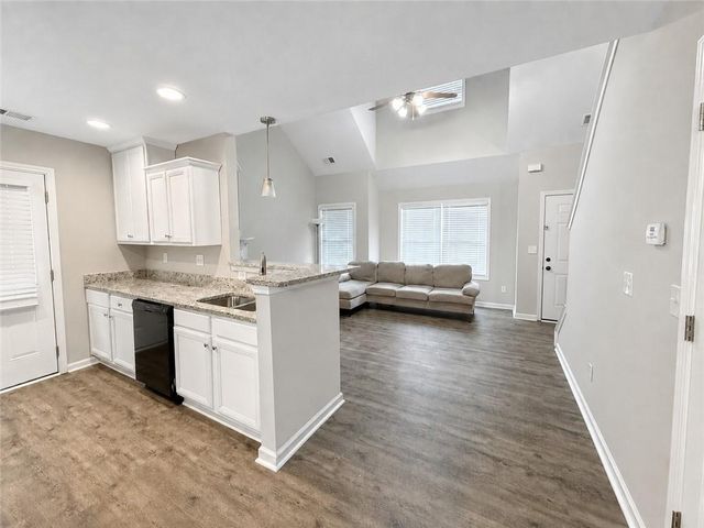 2184 Olmadison View, South Fulton, GA 30349
