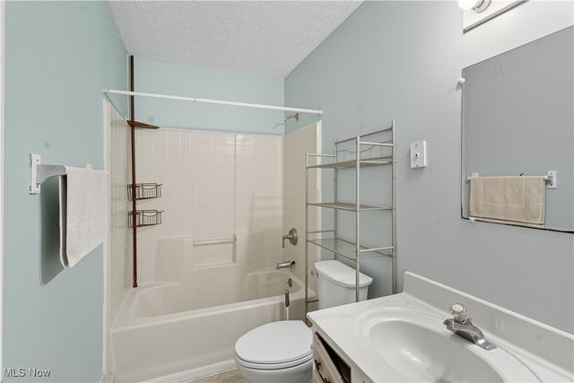 280 Virginia Ridge Road, Philo, OH 43771