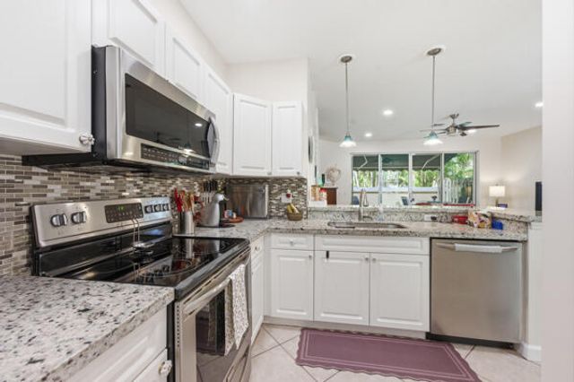 824 SE 4th Court, Deerfield Beach, FL 33441