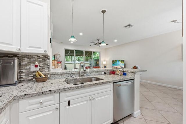 824 SE 4th Court, Deerfield Beach, FL 33441