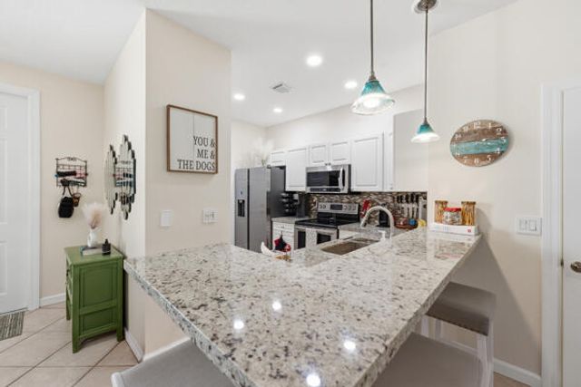 824 SE 4th Court, Deerfield Beach, FL 33441