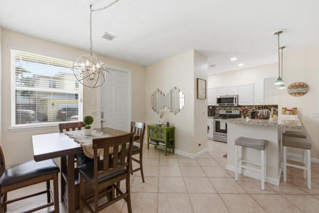 824 SE 4th Court, Deerfield Beach, FL 33441