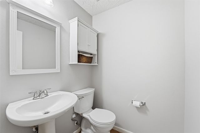 8126 Buffalo Springs Court, Sugar Land, TX 77479