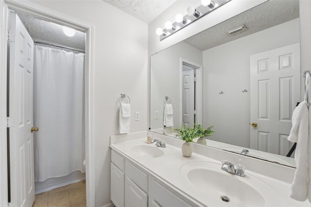 8126 Buffalo Springs Court, Sugar Land, TX 77479