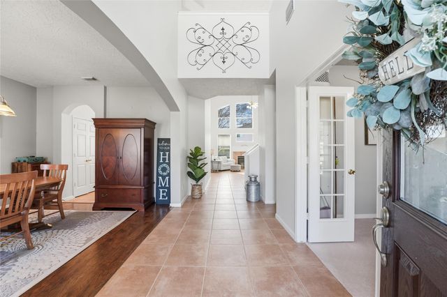 8126 Buffalo Springs Court, Sugar Land, TX 77479