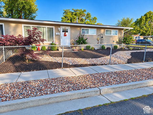 1558 N 400 W, Sunset, UT 84015