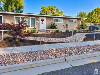 1558 N 400 W, Sunset, UT 84015