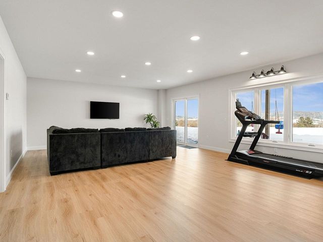 302 Matthews Meadow, Ferrisburgh, VT 05456