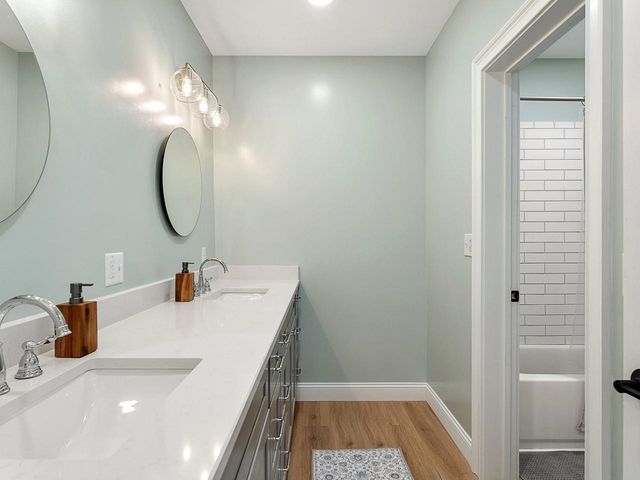 302 Matthews Meadow, Ferrisburgh, VT 05456