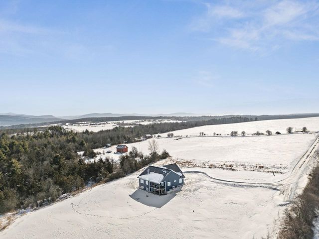 302 Matthews Meadow, Ferrisburgh, VT 05456