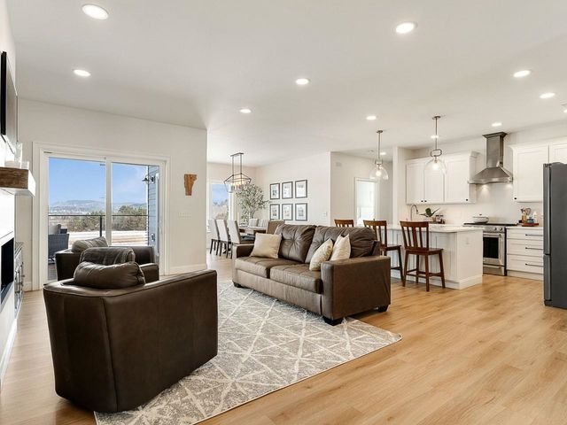 302 Matthews Meadow, Ferrisburgh, VT 05456