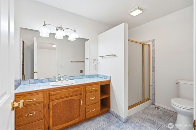 2198 Aurora Court, Oak Harbor, WA 98277