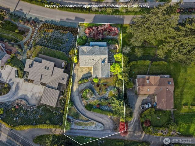 2198 Aurora Court, Oak Harbor, WA 98277
