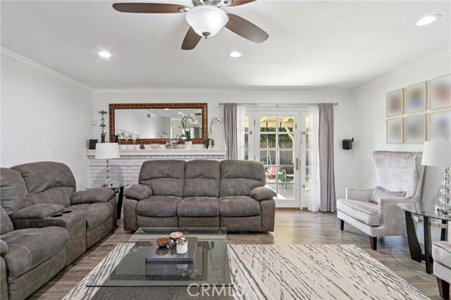 7815 Vassar, Canoga Park (los Angeles), CA 91304