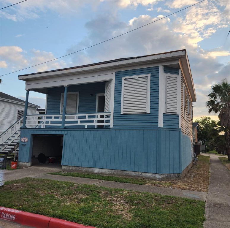 1101 9th Street, Galveston, TX 77550