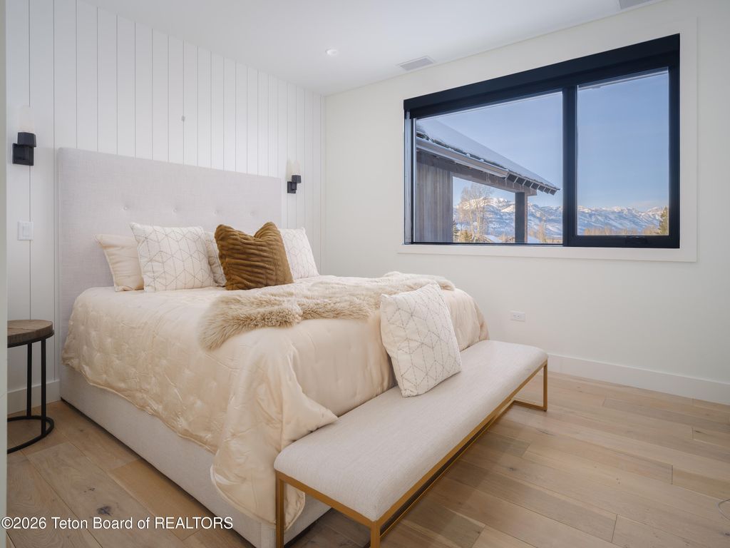 5060 W EAGLE Road, Wilson, WY 83014 photo 17