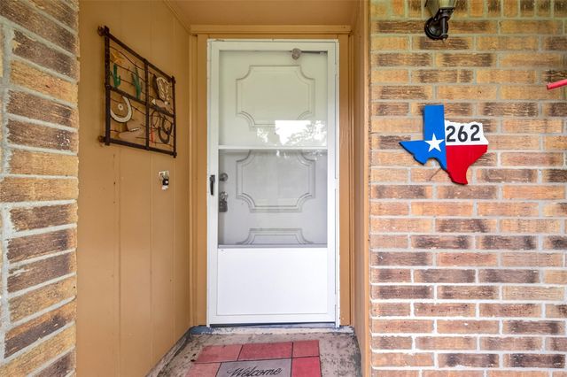 262 Magnolia Road, Woodbranch, TX 77357