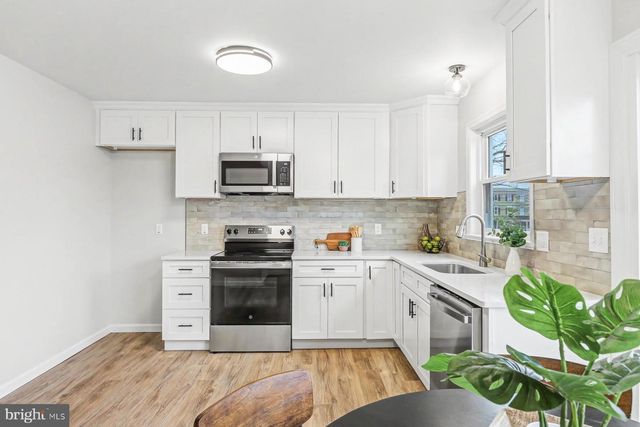 717 E WALNUT ST, Lancaster, PA 17602