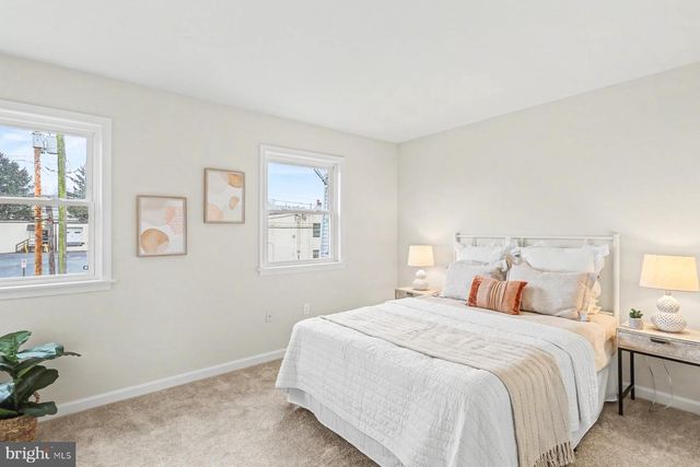 717 E WALNUT ST, Lancaster, PA 17602