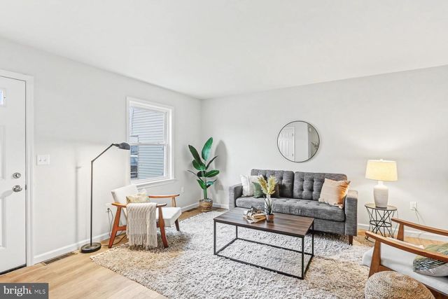 717 E WALNUT ST, Lancaster, PA 17602