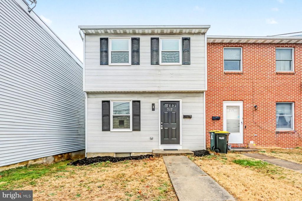 717 E WALNUT ST, Lancaster, PA 17602