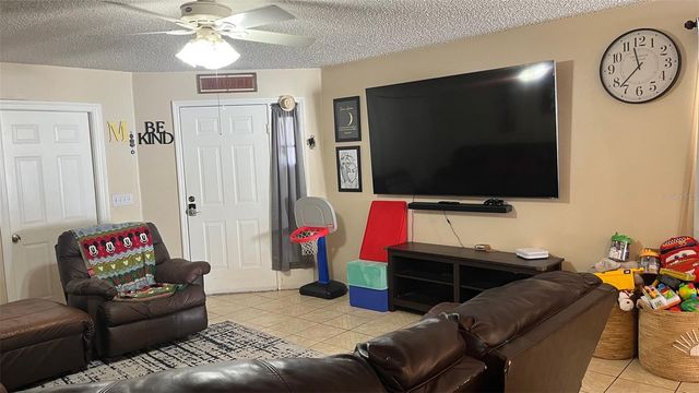 2423 RUDDENSTONE WAY, Kissimmee, FL 34744