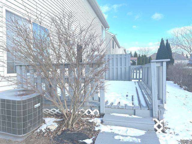 3184 Impressions Drive 3184, Lake In The Hills, IL 60156