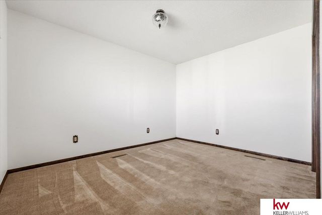 11006 Mill Road, Louisville, NE 68037