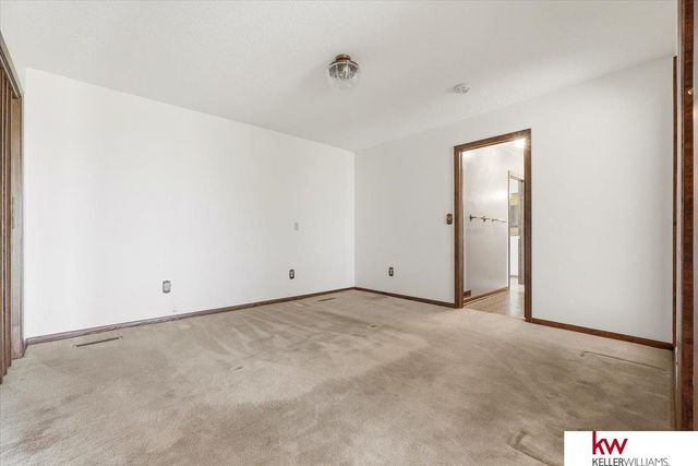 11006 Mill Road, Louisville, NE 68037