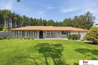 11006 Mill Road, Louisville, NE 68037