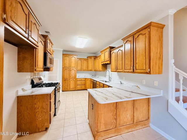 12632 River Bend Drive, Olive Branch, MS 38654