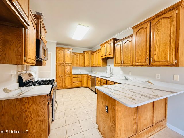 12632 River Bend Drive, Olive Branch, MS 38654