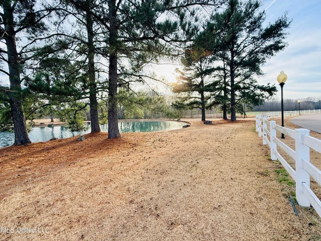 12632 River Bend Drive, Olive Branch, MS 38654