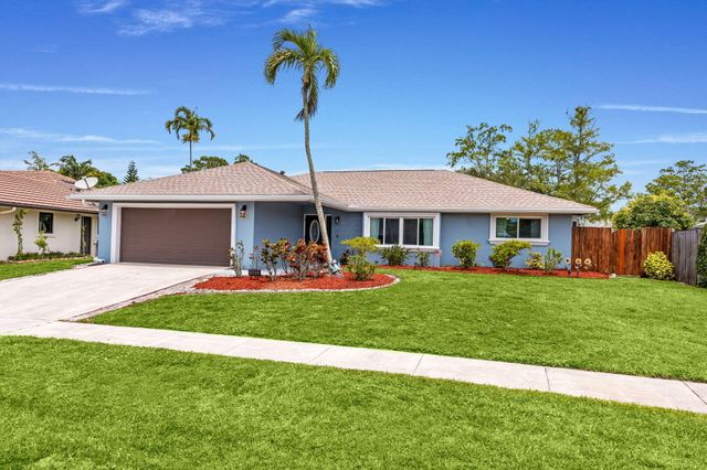 986 Cherry Lane, Wellington, FL 33414