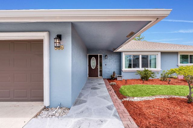 986 Cherry Lane, Wellington, FL 33414