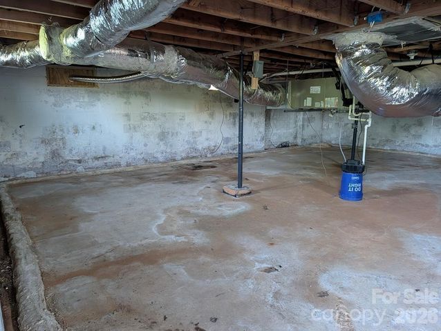 1903 Lynnwood Drive, Statesville, NC 28677