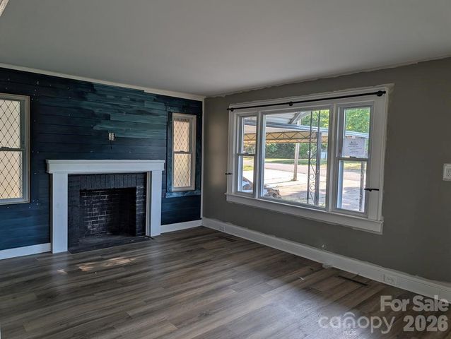 1903 Lynnwood Drive, Statesville, NC 28677