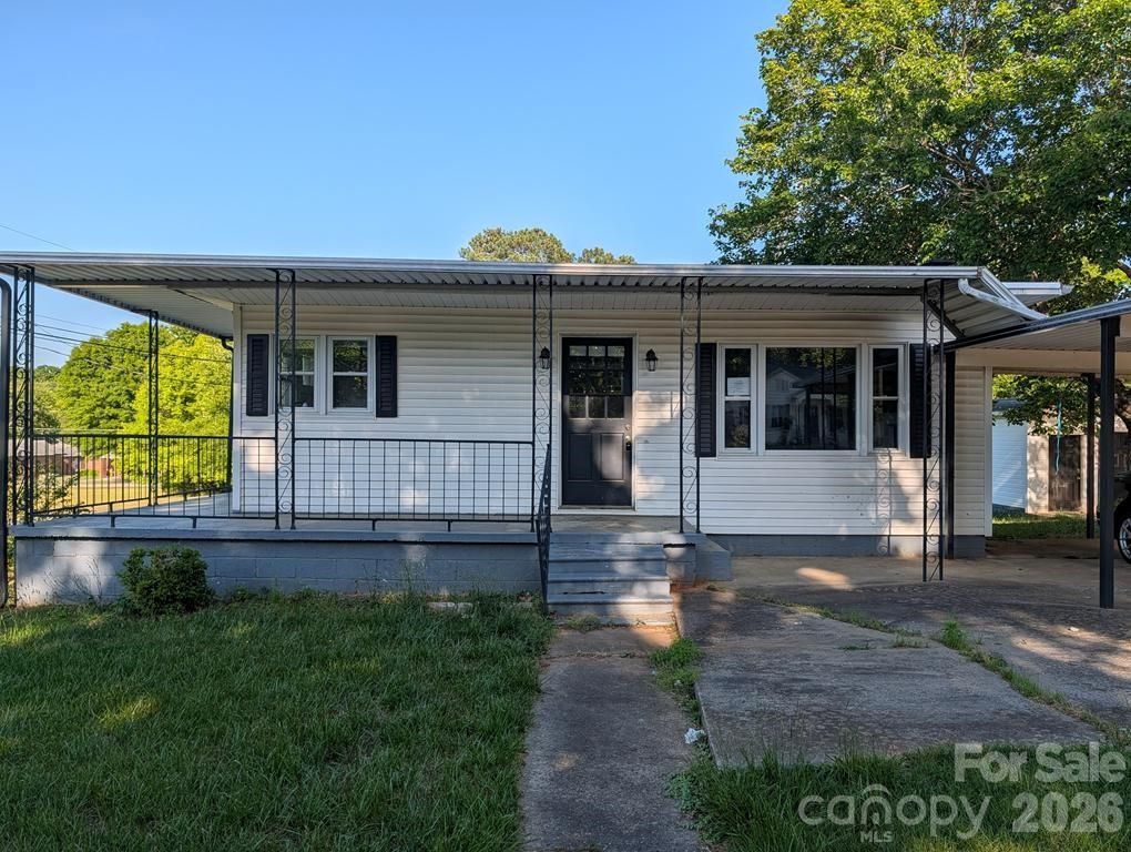 1903 Lynnwood Drive, Statesville, NC 28677