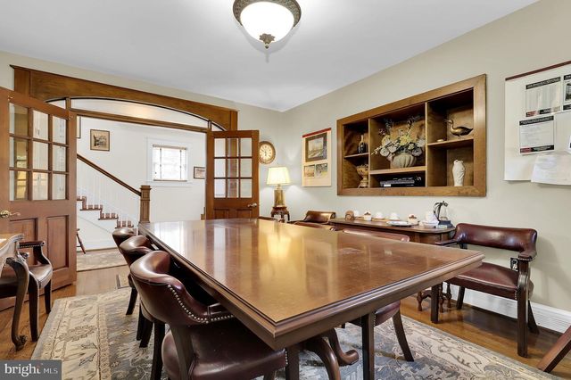 1 MONTGOMERY AVE, Gaithersburg, MD 20877