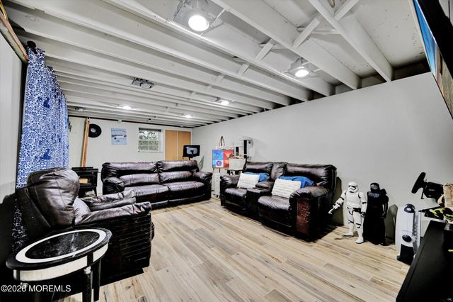 206 Cassville Road, Jackson, NJ 08527