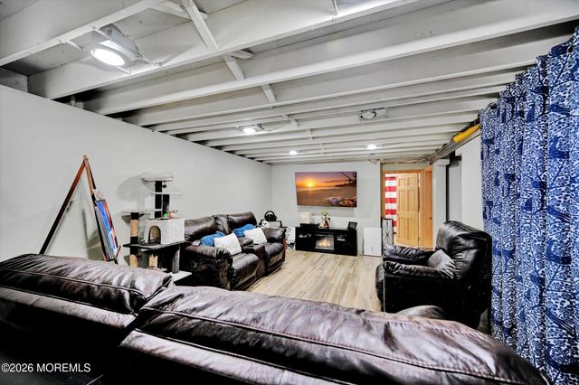 206 Cassville Road, Jackson, NJ 08527