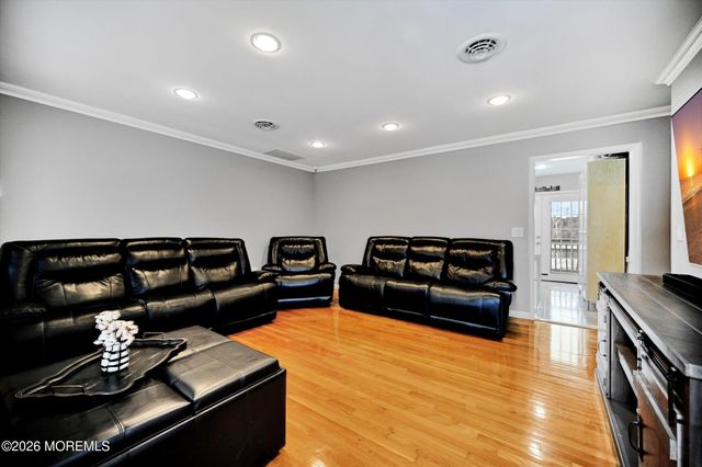 206 Cassville Road, Jackson, NJ 08527