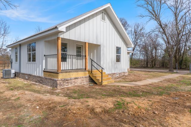 2942 FM 859, Edgewood, TX 75117