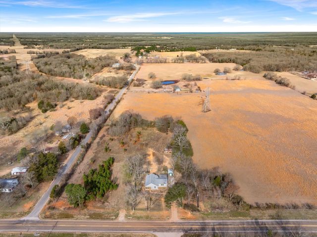 2942 FM 859, Edgewood, TX 75117