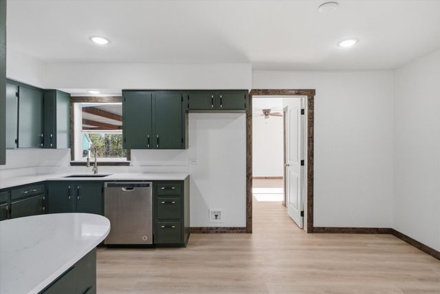 2942 FM 859, Edgewood, TX 75117