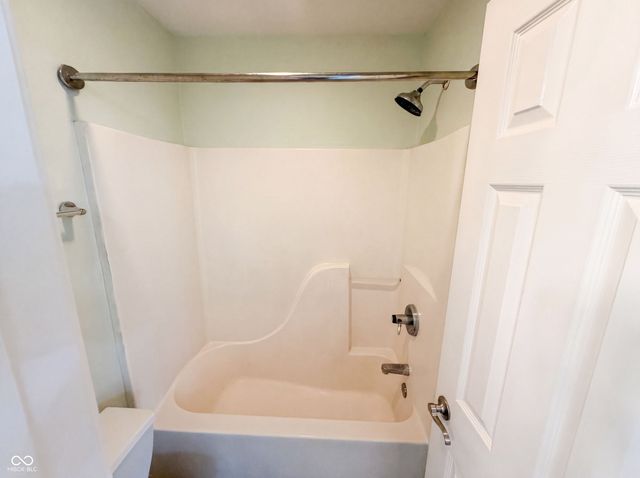 2709 Lucas Drive, Westfield, IN 46074