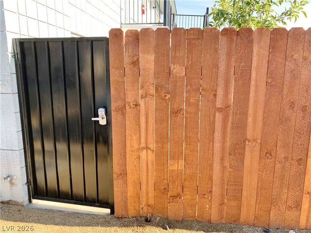 316 11 Street 4, Las Vegas, NV 89101