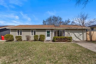 2504 Hathaway Drive, Champaign, IL 61821